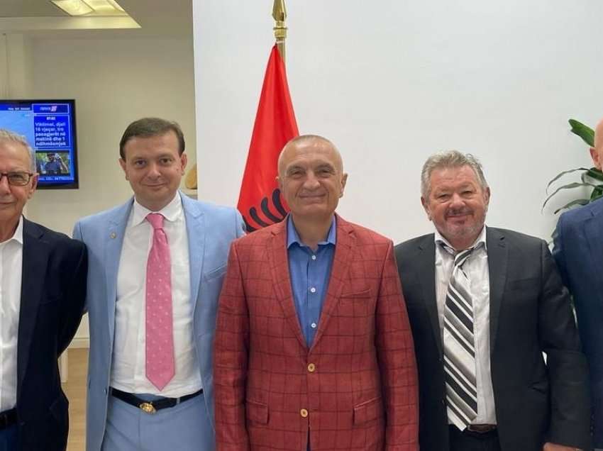 Ilir Meta takim me përfaqësues të “Vatrës”: Ndamë ide të çmuara për forcimin e marrëdhënieve mes Shqipërisë dhe diasporës