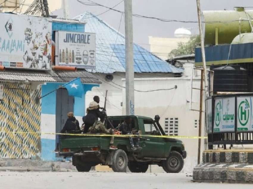 Arrin në ​20 numri i viktimave nga sulmi në Somali
