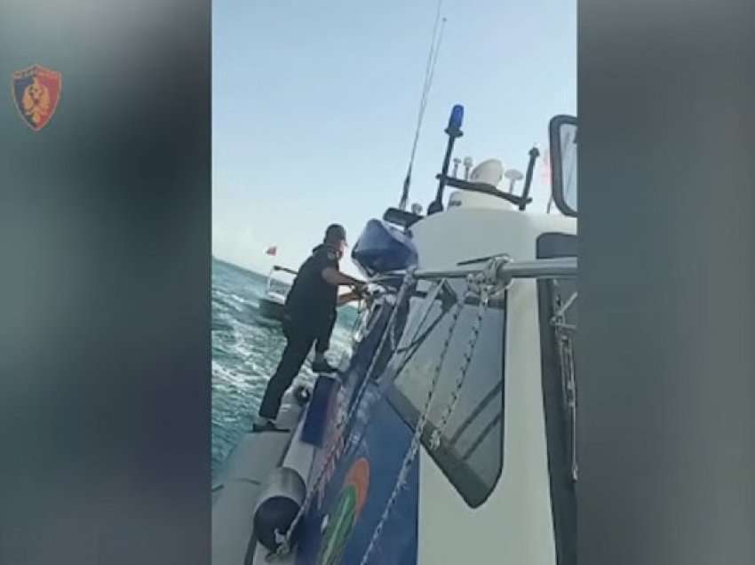 ​Policia në Shëngjin iu vjen në ndihmë pushuesve që kishin mbetur në det të hapur