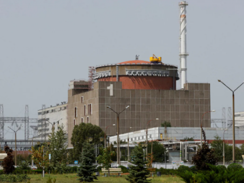 “Është si të ulesh në një fuçi baruti”: Banorët pranë termocentralit bërthamor Zaporizhzhia kanë frikë nga katastrofa bërthamore