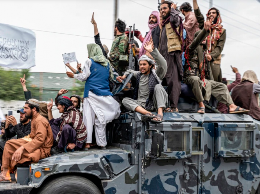 Klerikët në mes zjarrit në luftën e intensifikuar të talibanëve me IS-K