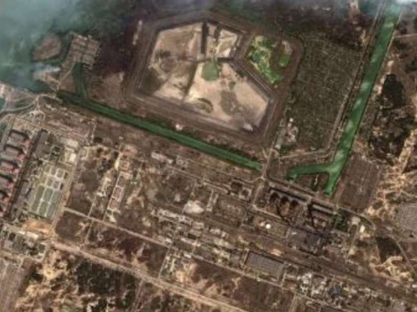 Rrezik për një katastrofë bërthamore? Imazhet satelitore tregojnë tri dëmtime në çatinë e Zaporizhzhia