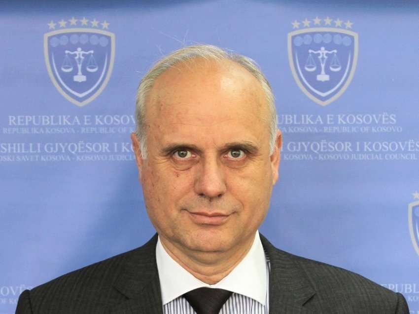 “Nuk kam qenë në dijeni për rastet e tjera”- Flet gjykatësi që dënoi Sokol Halilin vetëm 300 euro gjobë