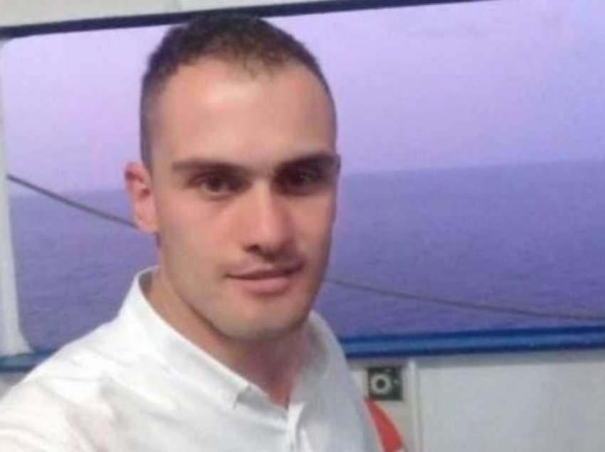 Vrau veten, trupi i Sokol Halilit dërgohet në emergjencë