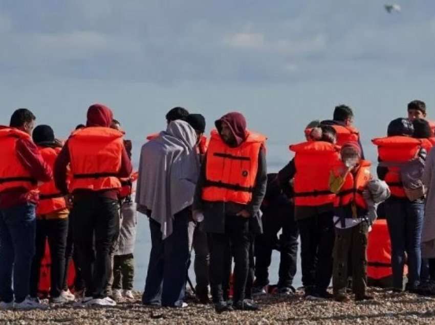 ​BBC: Zhduken dhjetëra fëmijë shqiptarë nga qendrat e pritjes në Angli, mes tyre të mitur
