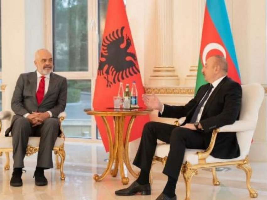 Rama vizitë në Azerbajxhan, takohet me Presidentin Aliyev