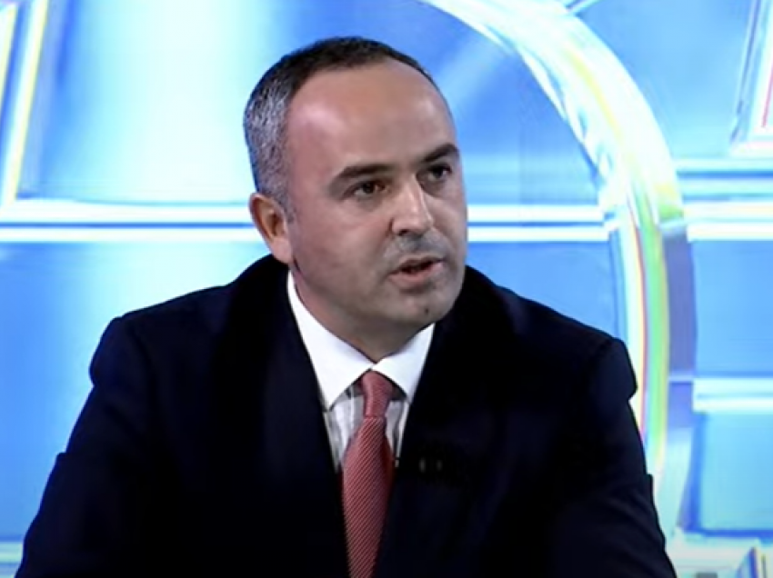 Manaj për situatën në veri: Të gjitha institucionet e Kosovës duhet të jenë në krye të detyrës