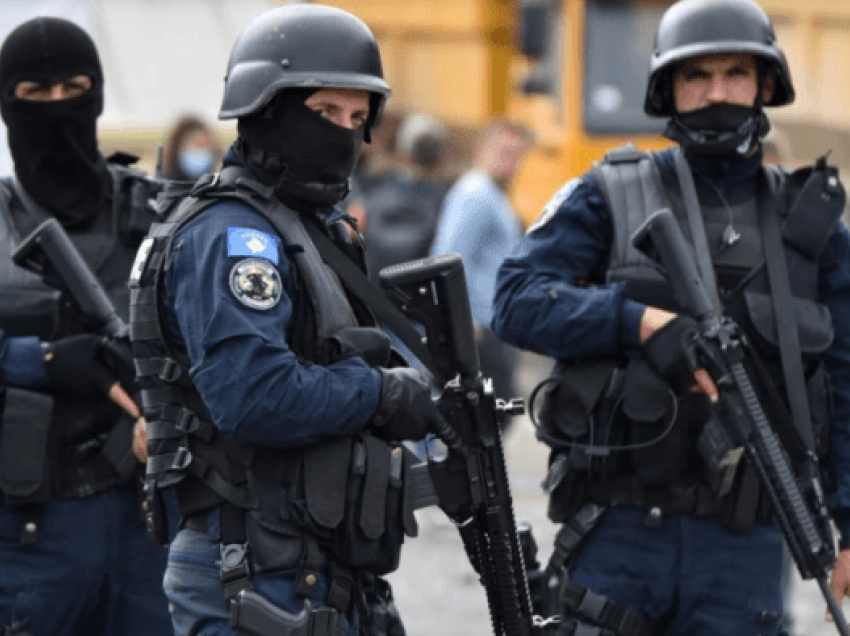 Policia e Kosovës jep detaje për ish-policin e arrestuar dhe rrugët e bllokuara nga serbët