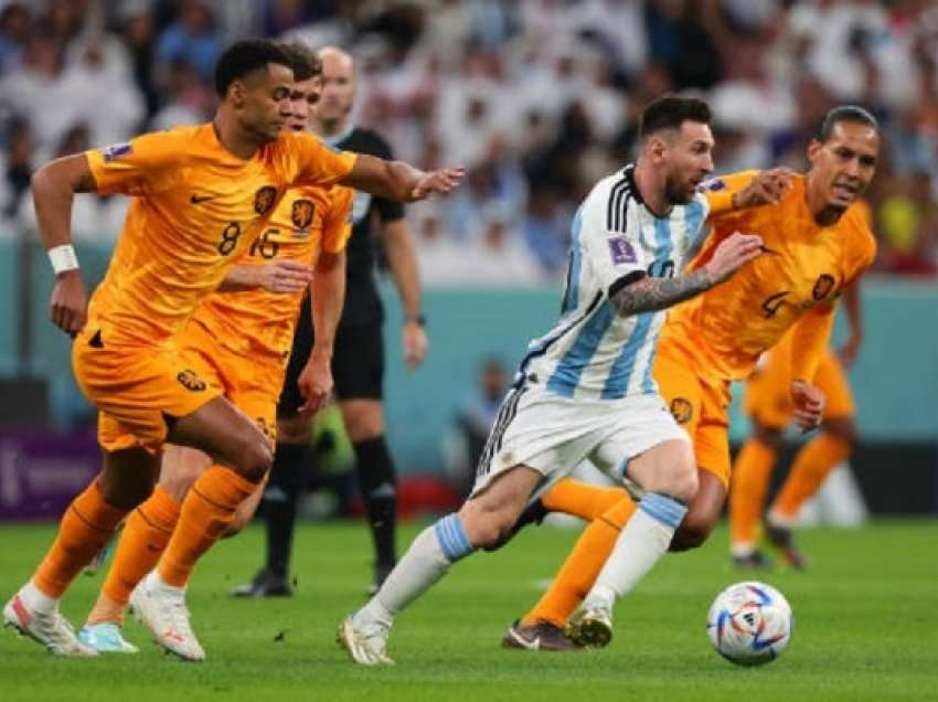 De Roon: Ëndrra për të luajtur kundër Messit u kthye në makth