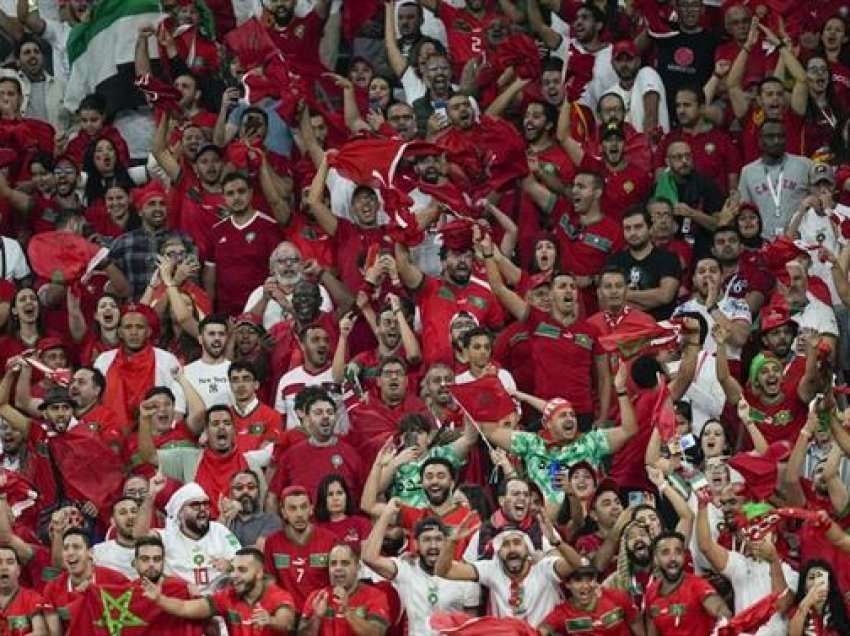 Federata e Marokut shpërndan falas numër të madh të biletave për tifozët