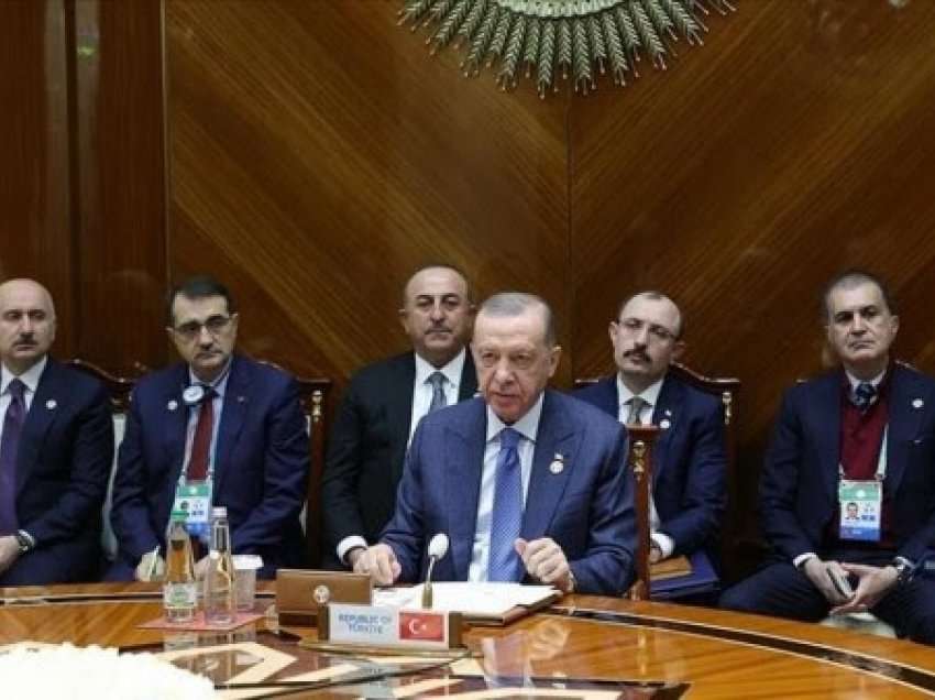 ​Erdogan: Turqia vazhdon bisedimet me Rusinë dhe Ukrainën për t’i dhënë fund luftës