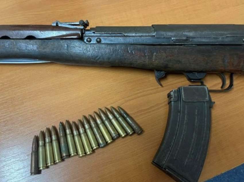 Gjakovë, arrestohet 23-vjeçari për përdorim të paautorizuar të armëve