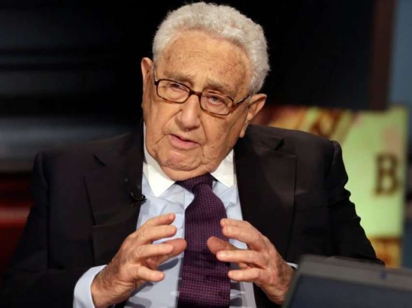 Kievi hedh poshtë propozimin e ish-sekretarit amerikan të Shtetit, Kissinger 