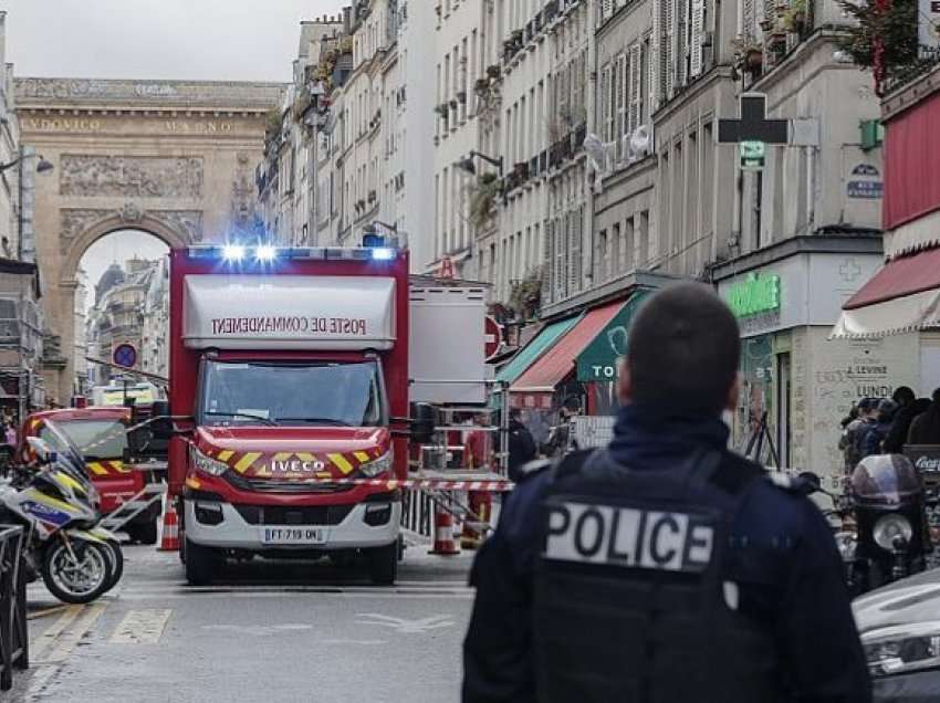 Të shtënat në Paris/ Turmat akuzojnë turqit si autorët e sulmit: Erdogan, terrorist!