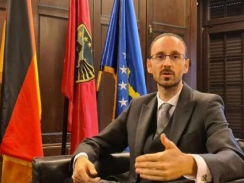 Ambasadori i Kosovës në Gjermani i reagon Beogradit pasi Vuçiq sulmoi Rohden