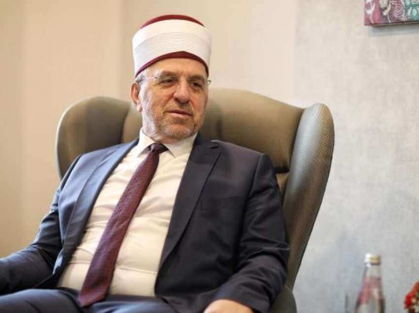 Myftiu Tërnava i kundërpërgjigjet fjalëve të Mehmet Krajës për xhamitë e fenë islame