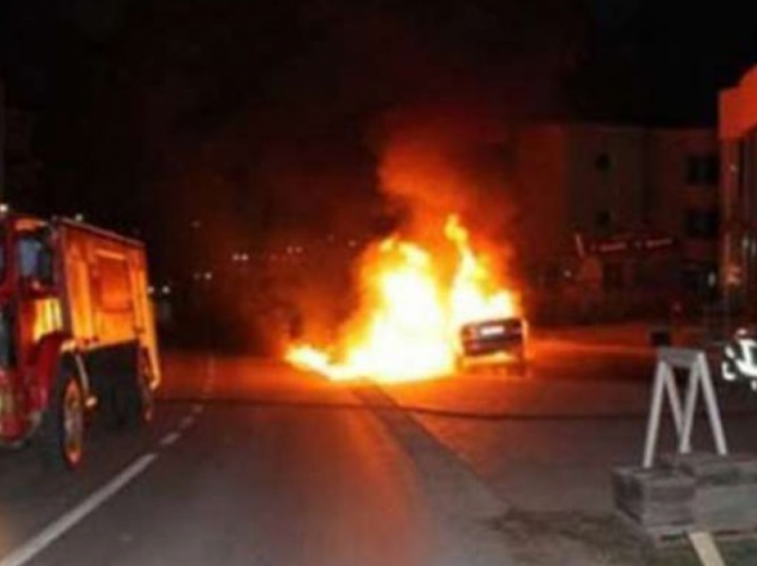 Digjet gjatë natës makina luksoze në Vlorë