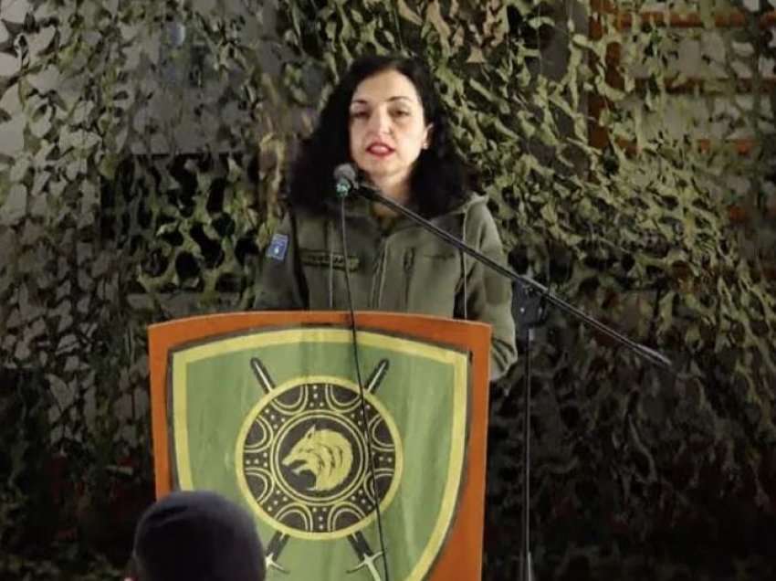 Presidentja me rroba ushtarake i drejtohet FSK-së: Gatishmëria juaj për ta mbrojtur vendin na bënë krenarë