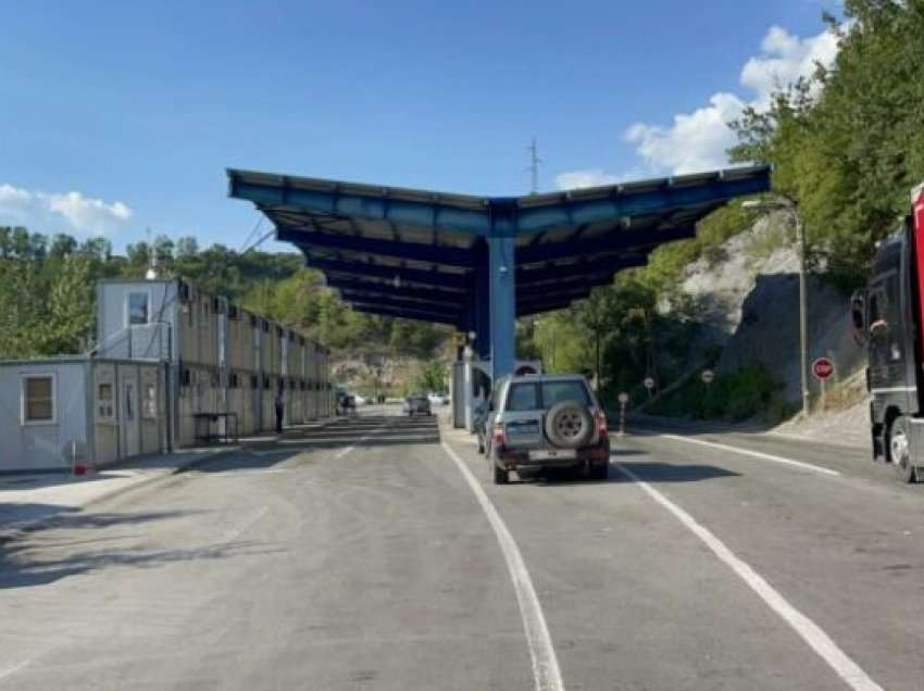 Dy pikat kufitare me Serbinë, ende të mbyllura