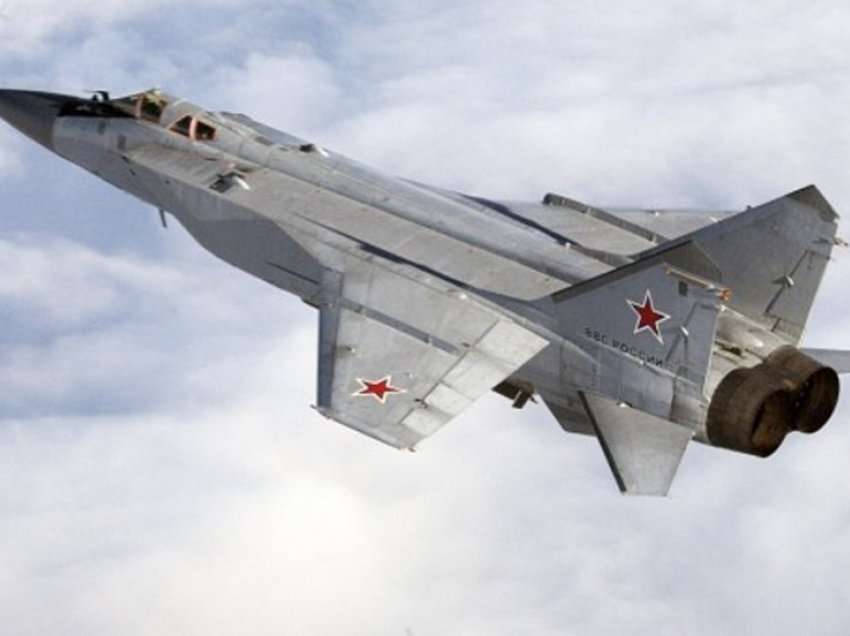 NATO përgjon aeroplanët ushtarakë rusë