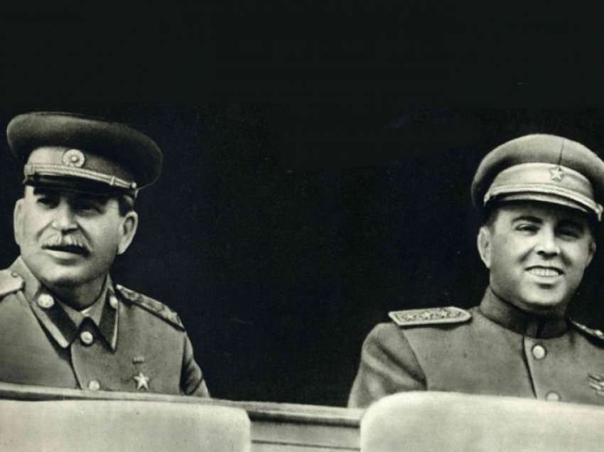 Zbulohet dokumenti sekret/ Prapaskenat e takimit të Enver Hoxhës me Stalinin