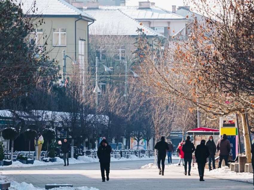Mbi 7 mijë raste aktive me COVID-19 në Prishtinë