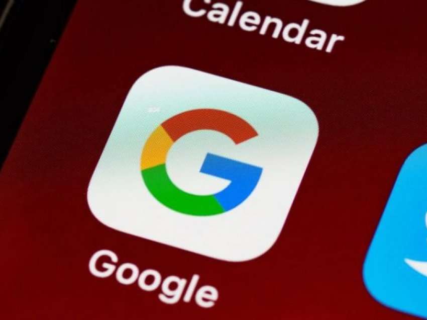 Google gjeti një zgjidhje – numri i hakimeve u përgjysmua pas një lëvizjeje nga kompania