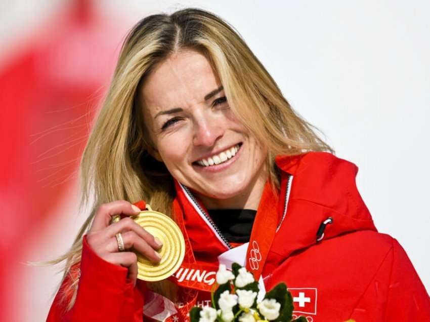 Media serbe nuk e përmend...: Gruaja e një shqiptarit nga Mitrovica fitoi medaljen e parë të artë