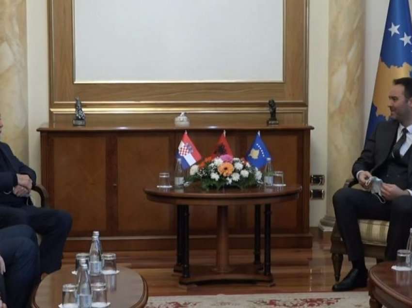 Konjufca takohet me ish-presidentin e Kroacisë Stipe Mesiq