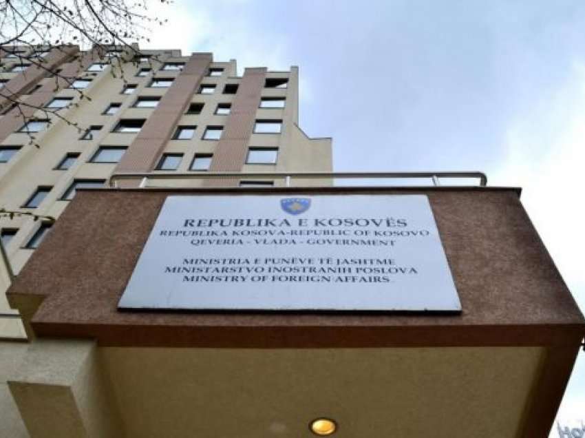 Paralajmërimi i Rusisë për pushtim/ Ministria e Jashtme u bën thirrje shqiptarëve të Kosovës të largohen nga Ukraina