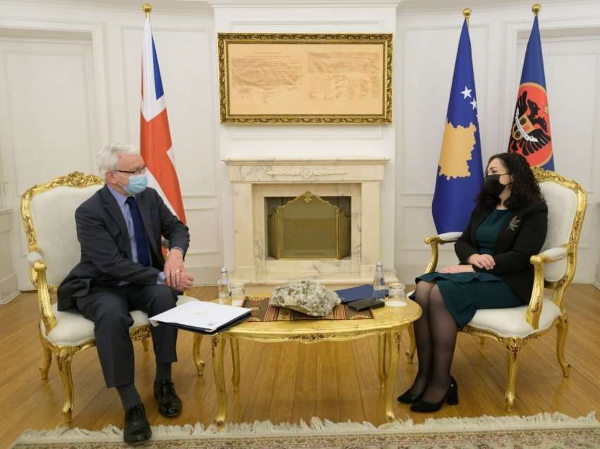 Presidentja Osmani priti në takim të dërguarin e kryeministrit britanik për tregtinë për Ballkanin Perëndimor, deputetin Martin Vickers