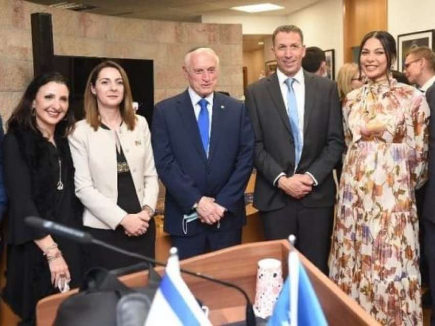 Kështu u festua 14-vjetori i Pavarësisë në Ambasadën e Kosovës në Jerusalem