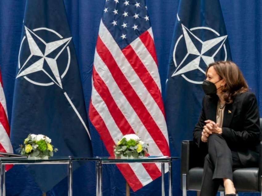 SHBA, NATO vazhdojnë përpjekjet diplomatike për të parandaluar një sulm të mundshëm rus ndaj Ukrainës