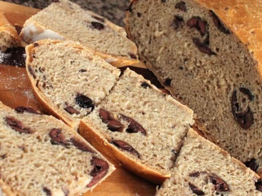Bukë me ullinj – e shëndetshme dhe aromatike