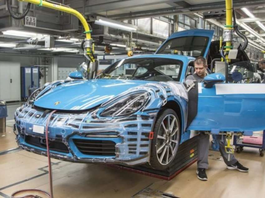 Porsche po e shndërron fabrikën e saj kryesore në një prodhues të makinave sportive tërësisht elektrike