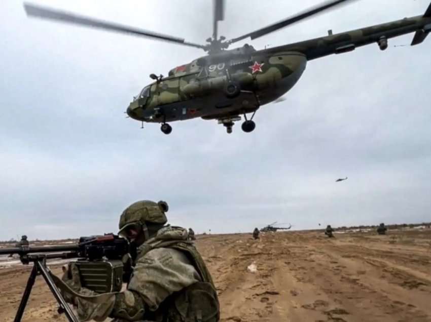 Rusia dhe Bjellorusia zgjasin stërvitjet ushtarake