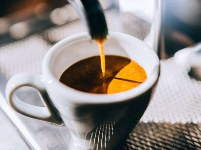 Kafeja mund të ndihmojë tretjen, thotë një studim i ri