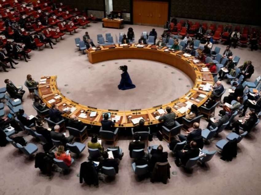 Situata në Ukrainë/ OKB-ja mblidhet, Rusia përballet me sanksione të reja