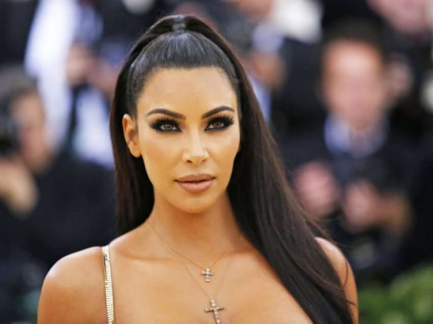 Pas pengesave të Kanye-t per divorcin, ja si është gjendja e Kim Kardashian!