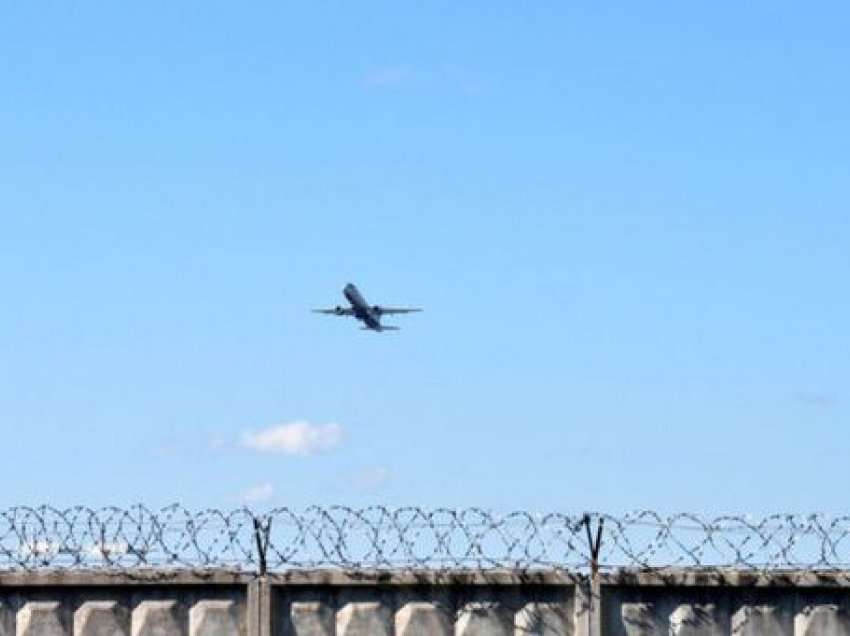 Reagon edhe Polonia: Do të mbyllim hapësirën ajrore për linjat ruse