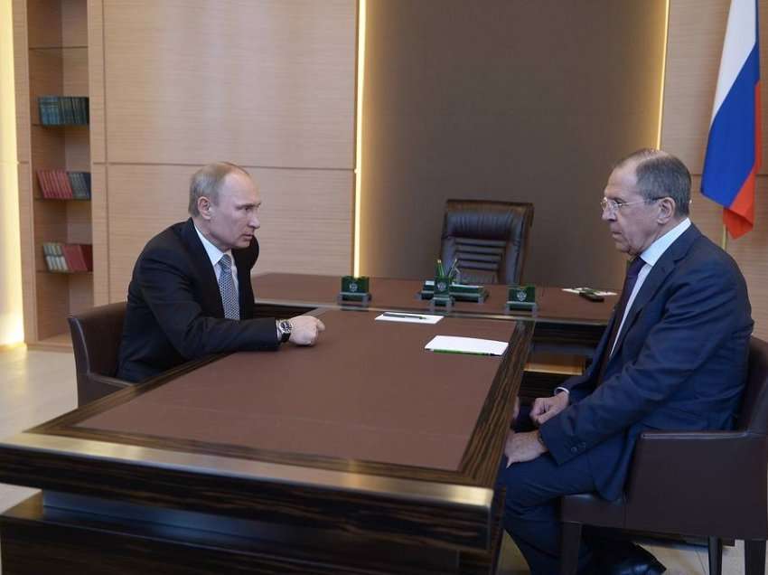 Kryediplomatja e Gjermanisë: BE-ja do të sanksionojë Putinin dhe Lavrovin