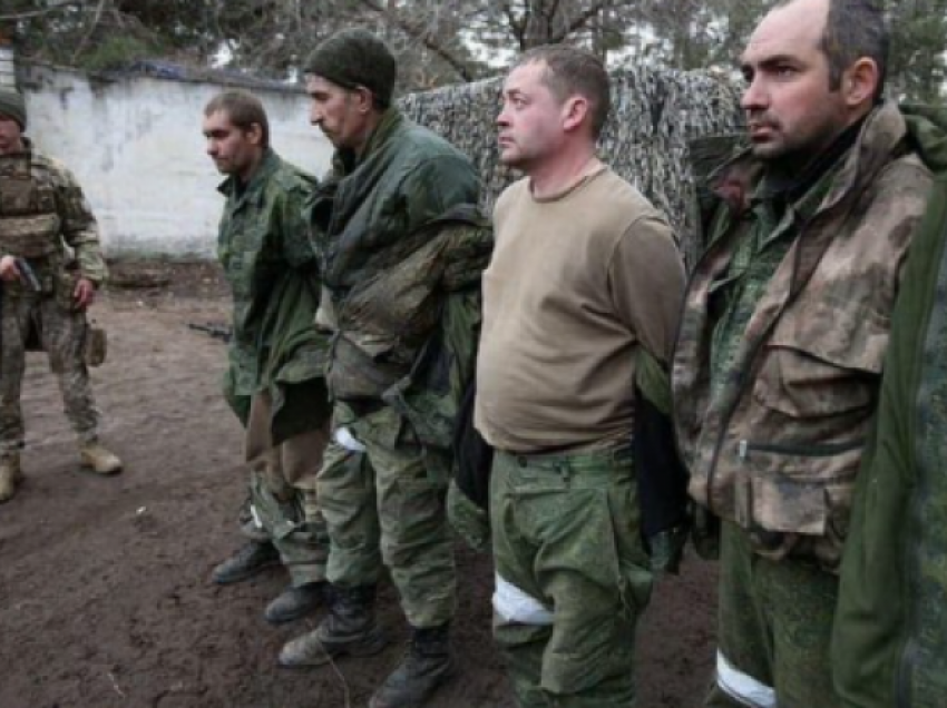 Pamje të reja/ Kapen rob ushtarët rusë