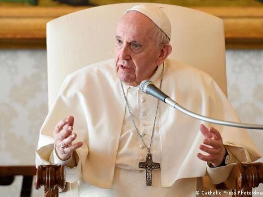 Lufta në Ukrainë, Papa: Lërini armët të “heshtin”, Zoti është me ata që kërkojnë paqen