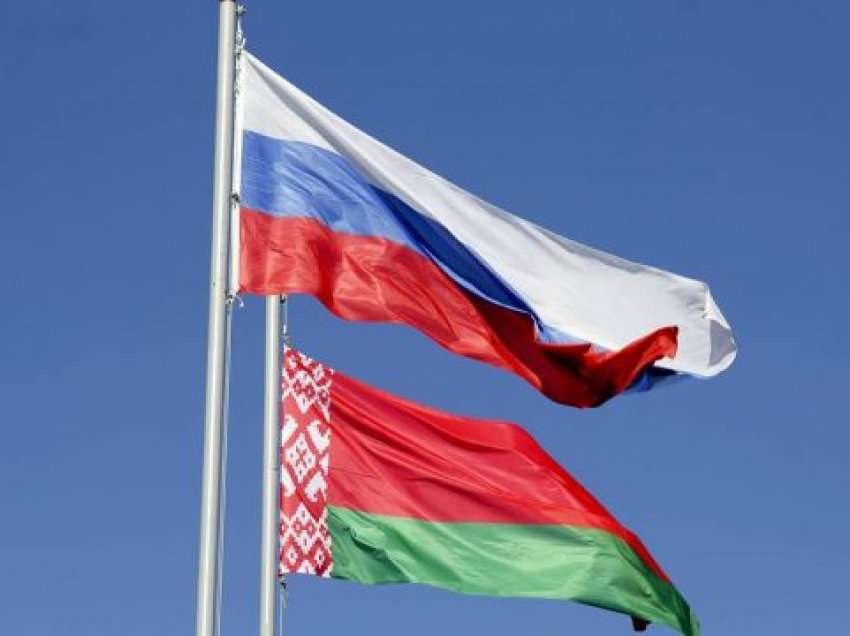 Federata Ndërkombëtare e Gjimnastikës e ndalon përdorimin e flamujve të Rusisë dhe të Bjellorusisë