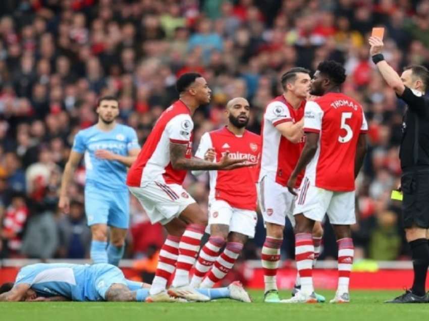Kartoni i kuq sot ndaj Cityt, reagon mbrojtësi i Arsenalit Gabriel