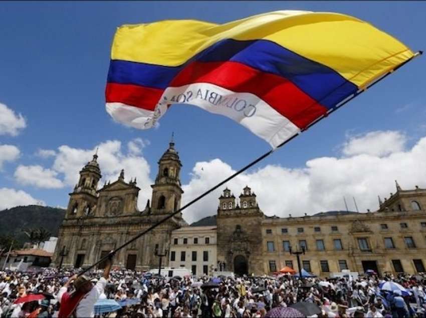 Intensifikohen përleshjet në Kolumbinë lindore, të paktën 16 të vrarë