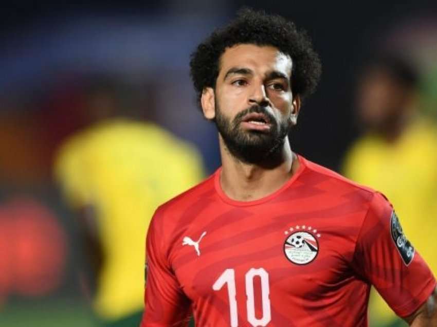 Salah ndryshon pamjen dhe i bashkohet Kombëtares së Egjiptit