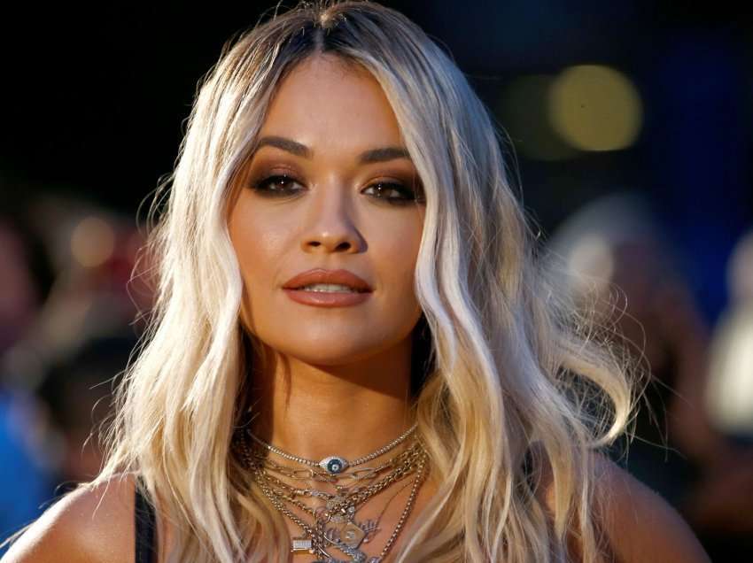 Rita Ora kritikohet për sjelljen e saj në spektaklin e njohur