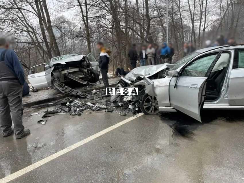 Gjashtë të lënduar nga aksidenti mes dy veturave në Brezovicë