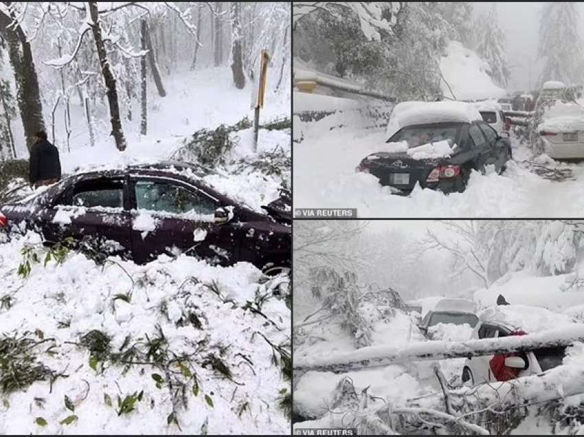 “Pamë vdekjen me sy”: Dëshmitarët rrëfejnë tmerrin, pasi stuhia e borës la qindra vetura të bllokuara në Pakistan